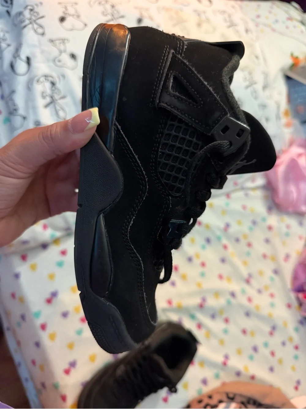Jordan black cats
